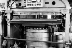 HYDROLIC IRONING MACHINE